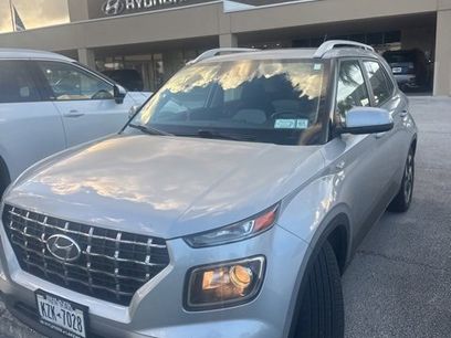 Used 2023 Hyundai Venue SEL