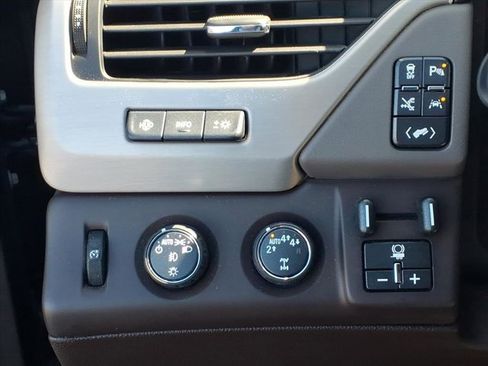 Used 2020 GMC Yukon Denali w/ Open Road Package image 20