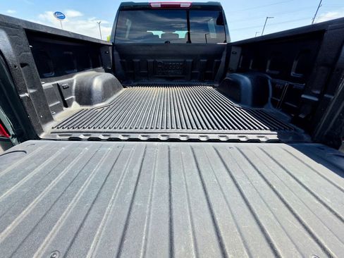 Used 2025 Chevrolet Silverado 1500 LT AWD/4WD image 8