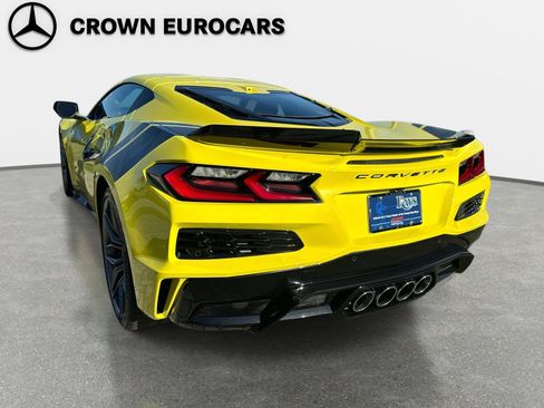 Used 2024 Chevrolet Corvette Z06 image 11