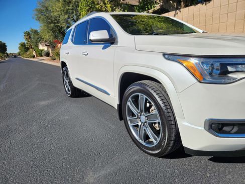 Used 2017 GMC Acadia Denali image 24