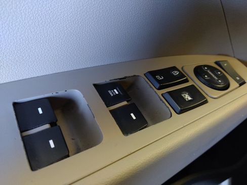 Used 2019 Hyundai Elantra SE image 27