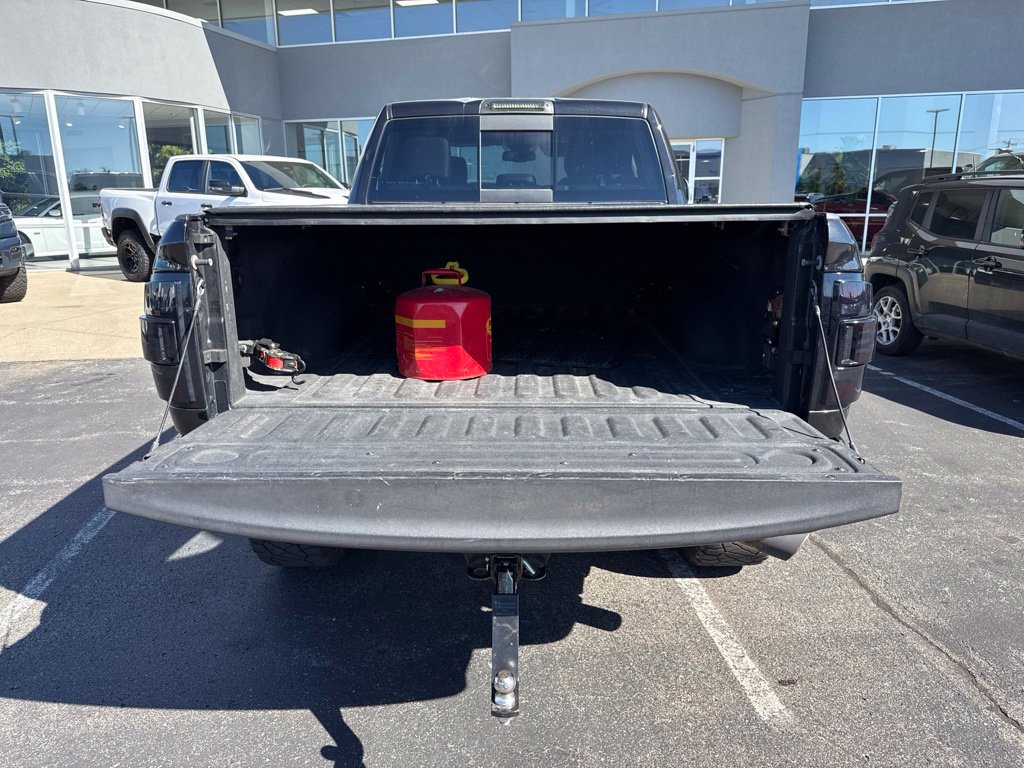 Used 2018 RAM 2500 Laramie w/ Sport Appearance Group AWD/4WD image 8