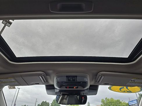 New 2025 Subaru Crosstrek 2.5i Limited w/ Crosstrek Mirror Package image 23