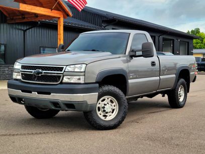 Used 2006 Chevrolet Silverado 2500 W/T w/ Heavy-Duty Power Package