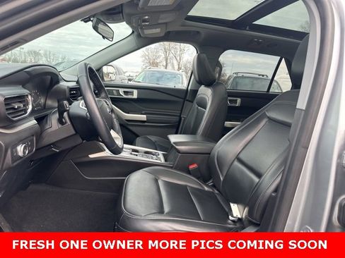 Used 2022 Ford Explorer XLT w/ Equipment Group 202A image 21
