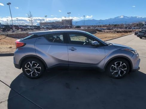 Used 2019 Toyota C-HR Limited image 9