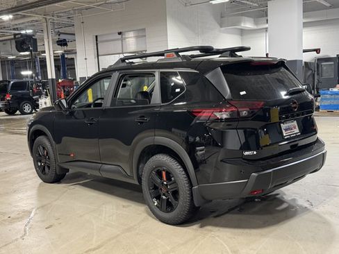 New 2026 Nissan Rogue SV AWD/4WD image 16