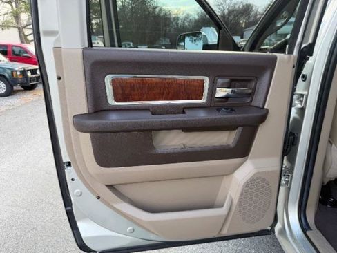 Used 2010 Dodge Ram 3500 Truck Laramie w/ Chrome Accents Group image 31