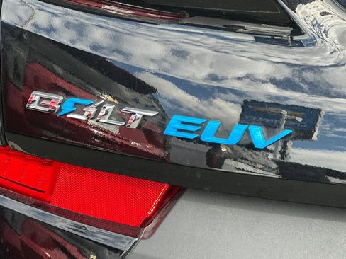 Used 2022 Chevrolet Bolt EUV LT w/ Driver Confidence Package image 47