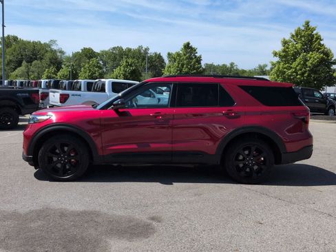 Used 2022 Ford Explorer ST w/ Equipment Group 401A AWD/4WD image 5