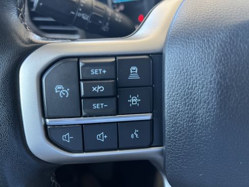 Used 2023 Ford Expedition Limited image 29