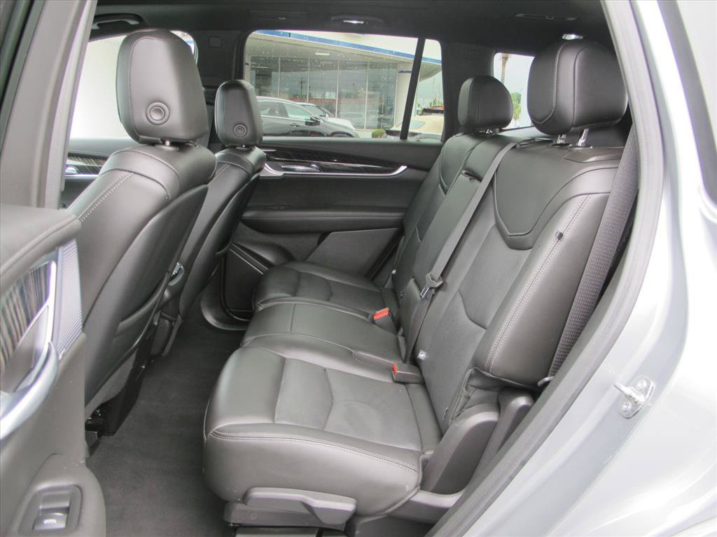 Used 2023 Cadillac XT6 Premium Luxury FWD image 23