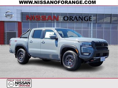 New 2025 Nissan Frontier PRO-4X w/ Pro Convenience Package