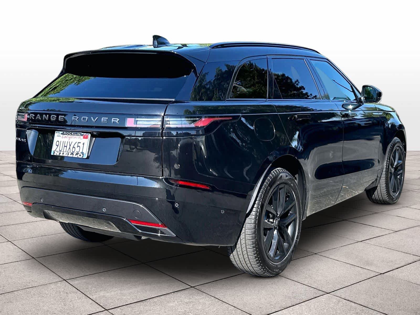 Used 2026 Land Rover Range Rover Velar Dynamic SE AWD/4WD image 15