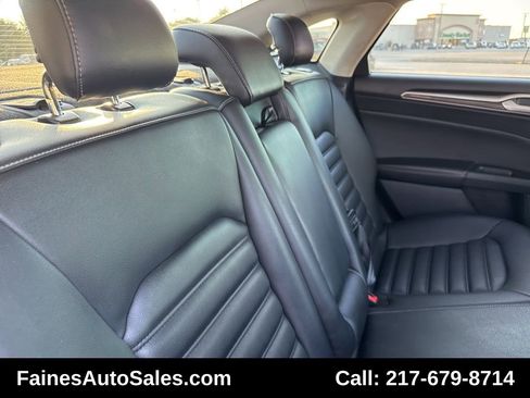 Used 2019 Ford Fusion SEL image 53