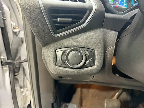 Used 2013 Ford C-MAX SE image 13