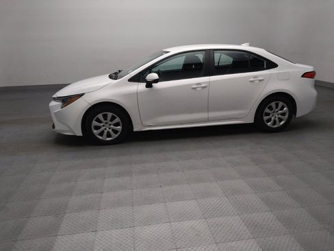 Used 2021 Toyota Corolla LE w/ Carpet Mat Package (TMS) FWD image 2