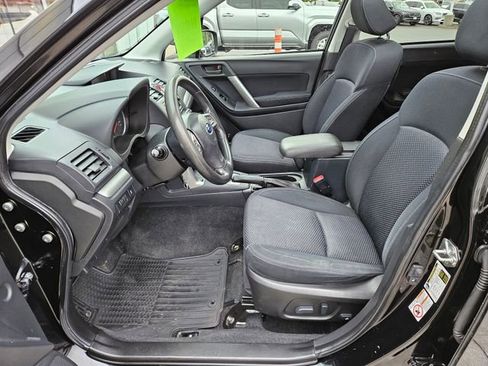 Used 2015 Subaru Forester 2.5i Premium w/ All-Weather Package AWD/4WD image 16