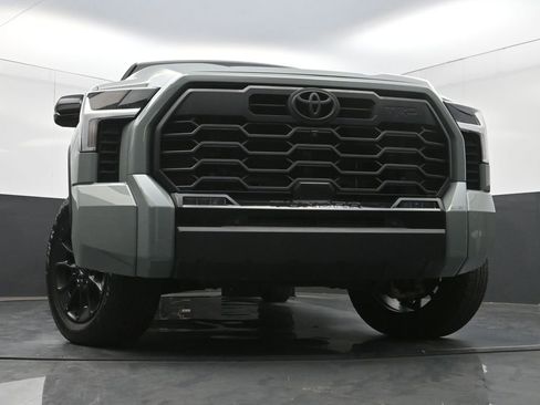 Used 2024 Toyota Tundra Limited w/ TRD Off-Road Package AWD/4WD image 28