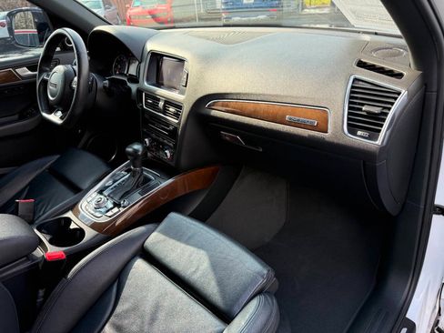 Used 2017 Audi Q5 3.0T Premium Plus w/ Technology Package image 33