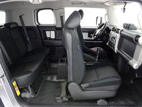 Used 2008 Toyota FJ Cruiser 2WD image 61