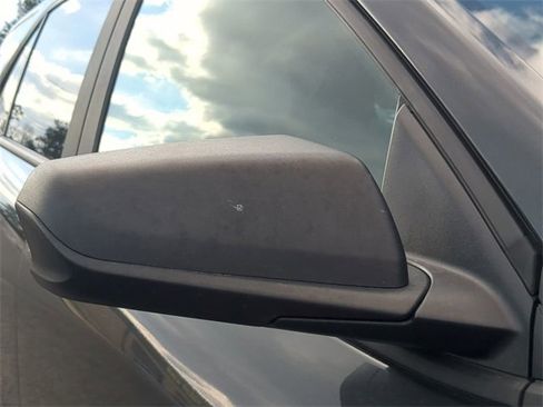 Used 2020 Chevrolet Equinox LS w/ LS Convenience Package image 11