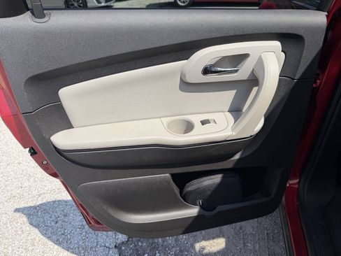 Used 2012 Chevrolet Traverse LTZ AWD/4WD image 15
