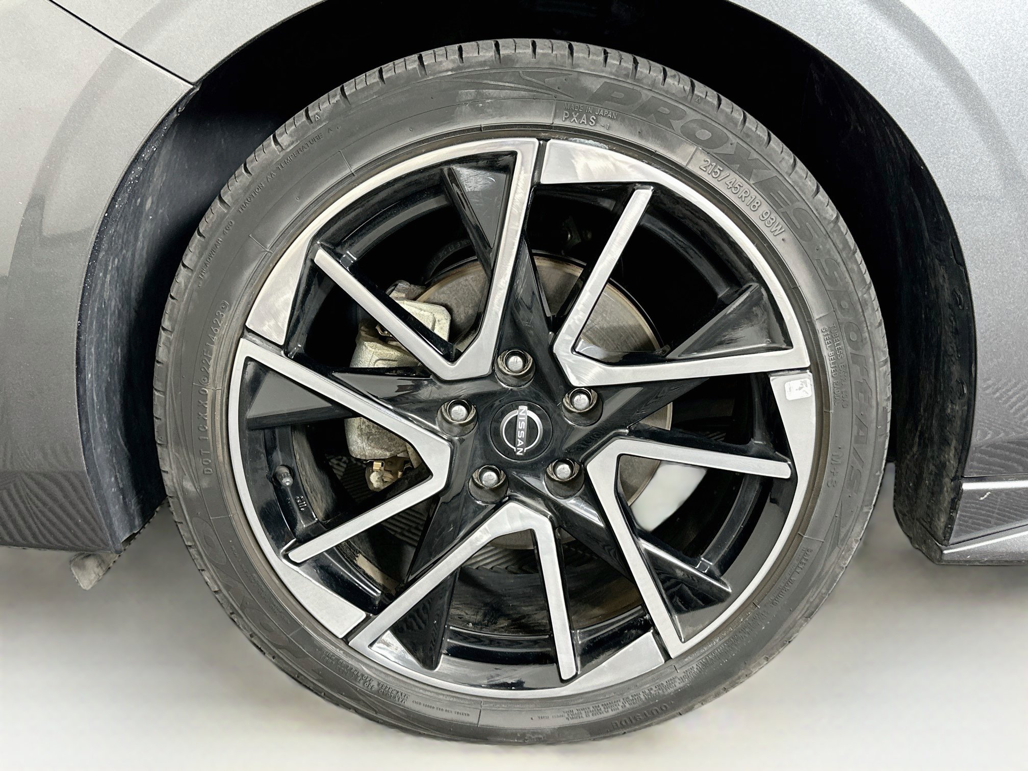 Used 2025 Nissan Sentra SR FWD image 11