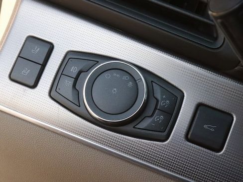 Used 2015 Lincoln MKX AWD w/ Equipment Group 102A image 26