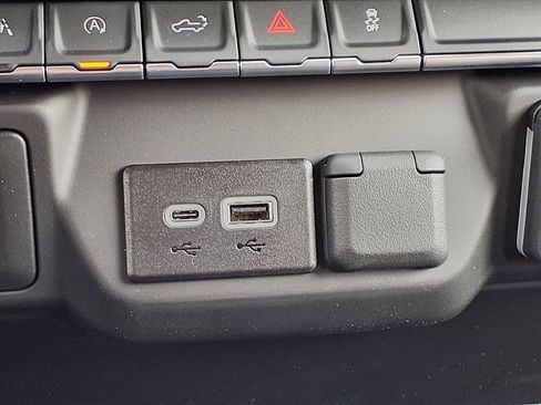 New 2026 Chevrolet Silverado 1500 Custom image 15