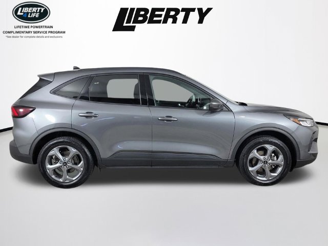 Certified 2025 Ford Escape ST-Line Select AWD/4WD image 2