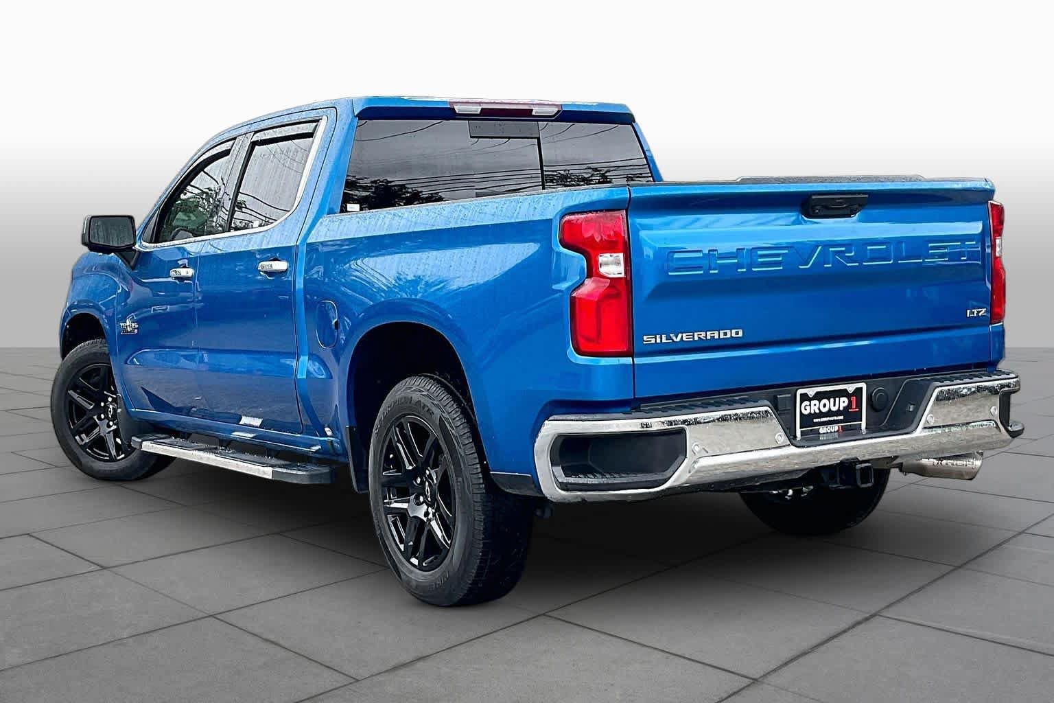 Used 2022 Chevrolet Silverado 1500 LTZ w/ LTZ Convenience Package II RWD image 12