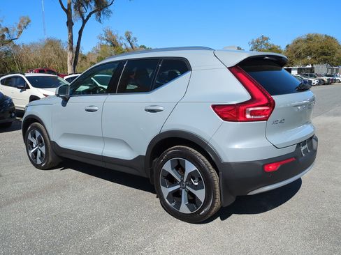 New 2025 Volvo XC40 B5 Core w/ Protection Package Premier image 6