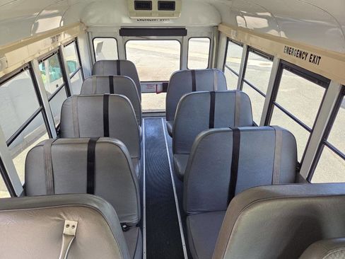 Used 2007 Chevrolet Express 3500 w/ School Bus Package RWD image 12