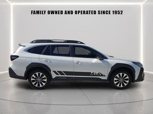 Certified 2024 Subaru Outback Limited AWD/4WD image 2