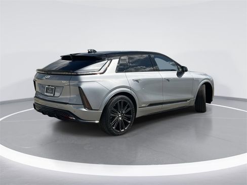 New 2026 Cadillac Lyriq V image 3