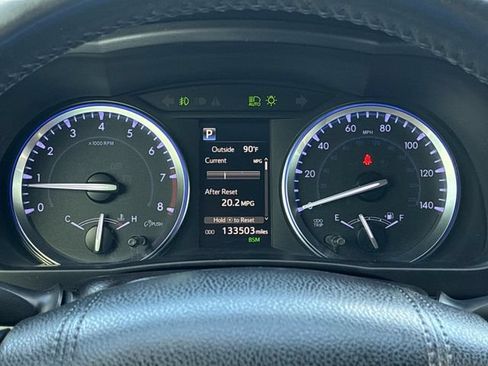 Used 2019 Toyota Highlander XLE AWD/4WD image 29