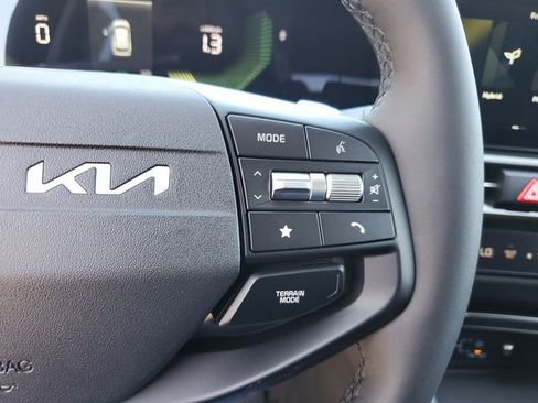 New 2026 Kia Sportage S image 18