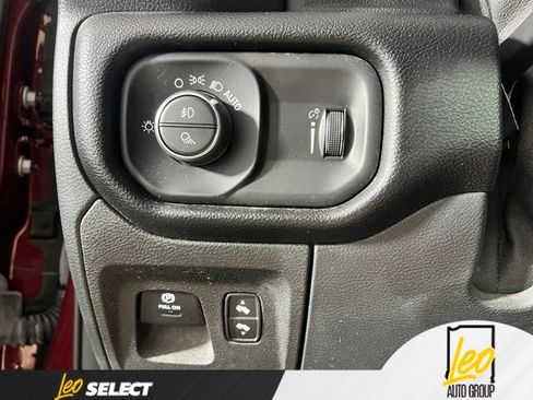 Used 2022 RAM 1500 Big Horn AWD/4WD image 25