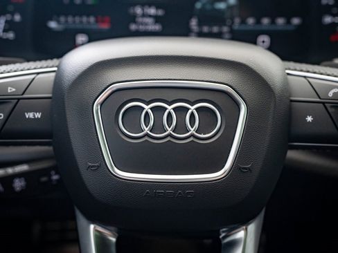 Certified 2024 Audi SQ8 Premium Plus image 26