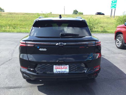 Used 2024 Chevrolet Equinox EV RS image 7