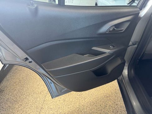 Used 2025 Chevrolet Trax ACTIV w/ Driver Confidence Package image 11