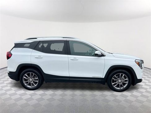 Certified 2023 GMC Terrain SLT w/ Infotainment Package II image 4