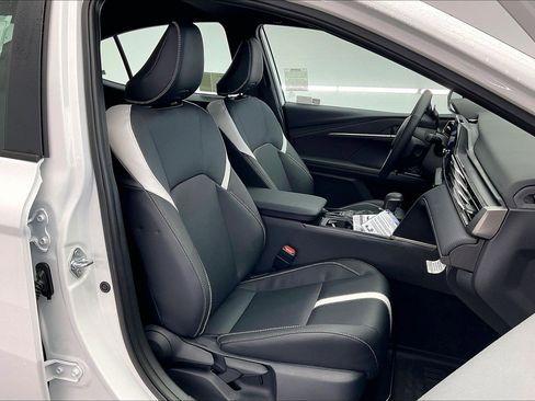 New 2026 Toyota Camry Hybrid image 9