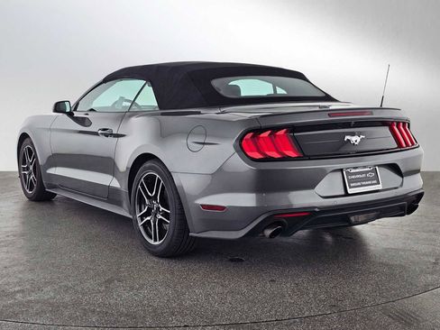Used 2023 Ford Mustang Premium image 5