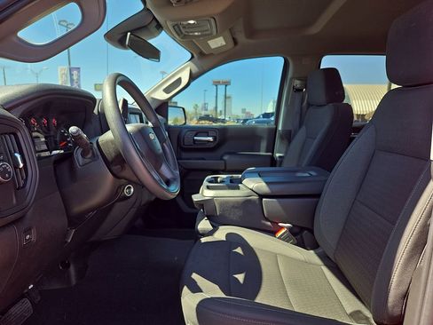 Used 2024 Chevrolet Silverado 1500 Custom image 13