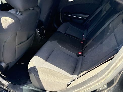 Used 2022 Dodge Charger SXT RWD image 10