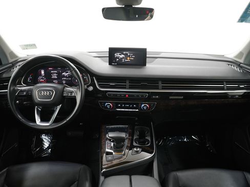 Used 2018 Audi Q7 3.0T Prestige w/ Prestige Package AWD/4WD image 18