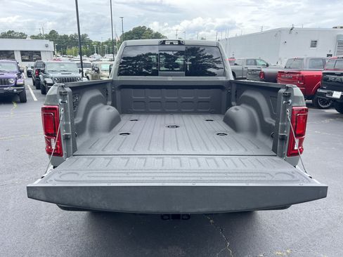New 2026 RAM 2500 Limited AWD/4WD image 17